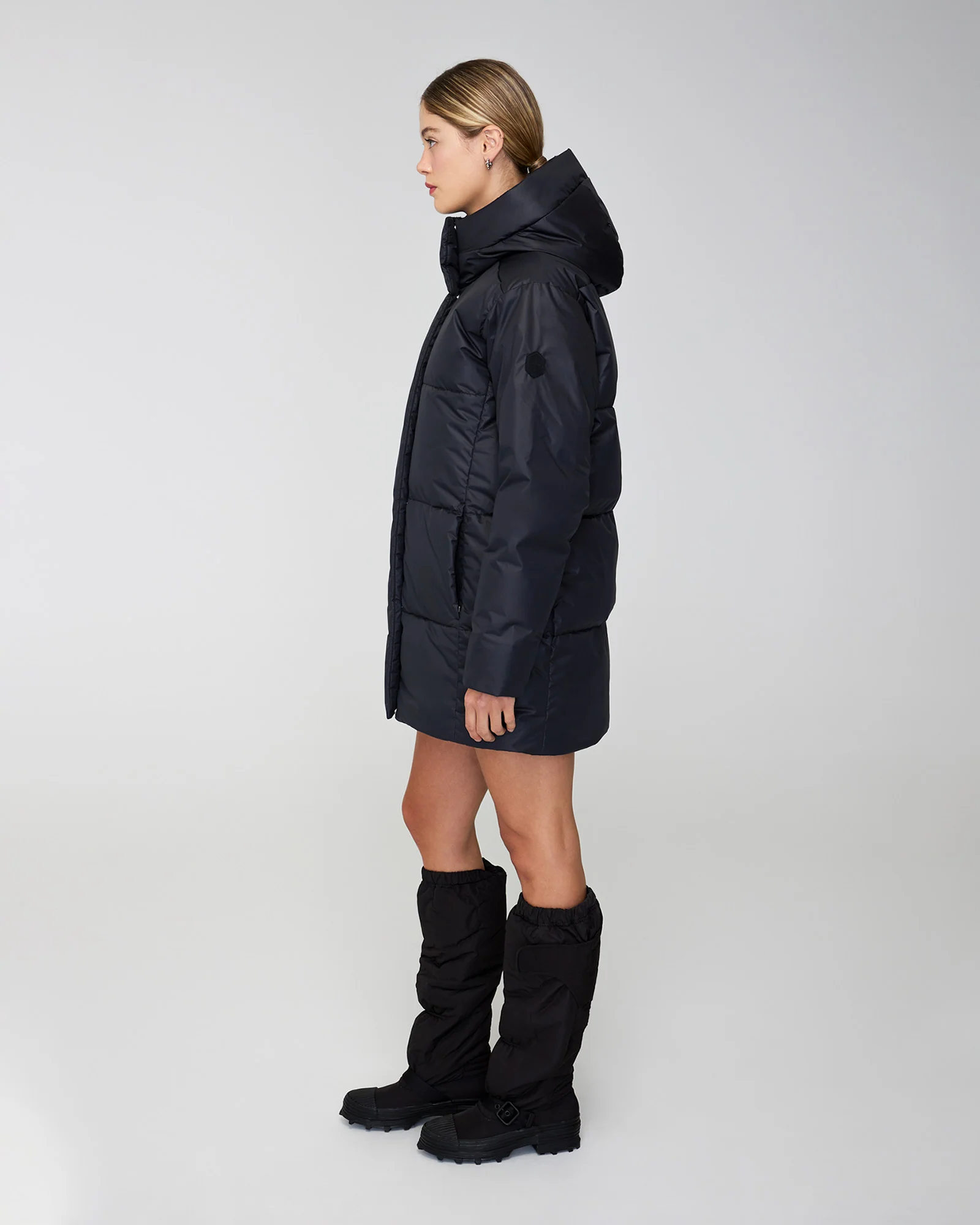 JUNE 2.0 | Hooded Down Puffer Jacket - Image 10